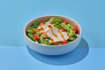 Салат свежий с устричным соусом