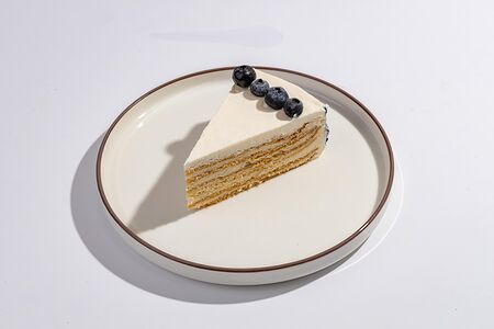 Торт с голубикой