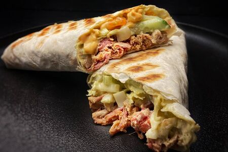 Шаурма с рваной свининой BBQ