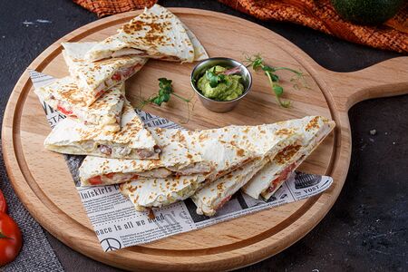 Кесадилья куриная