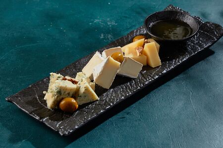 Сырная тарелка