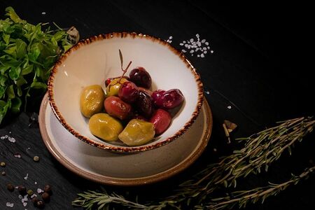 Прованские оливки Каламата