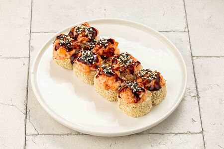 Горячий ролл с лососем