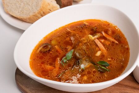 Солянка сборная мясная