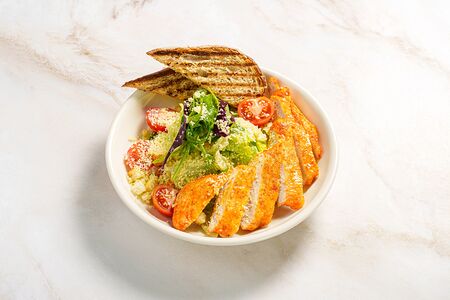 Салат Цезарь с курицей 