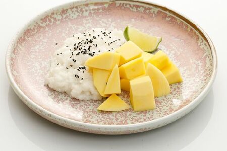 Манго-стики райс