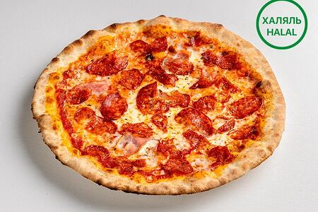 Пицца с беконом и салями халяль