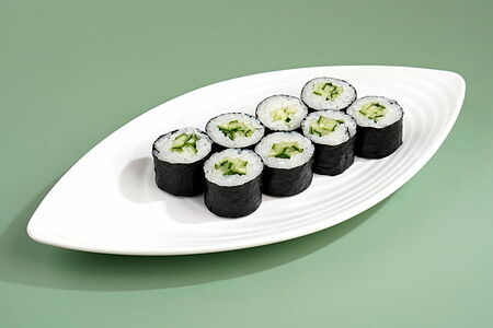 Ролл с огурцом