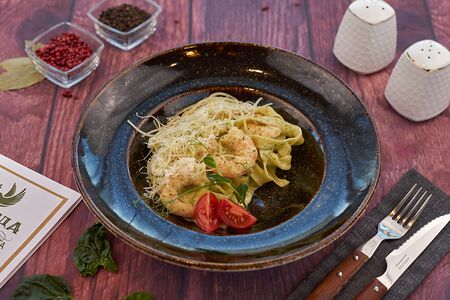 Феттуччине с креветками