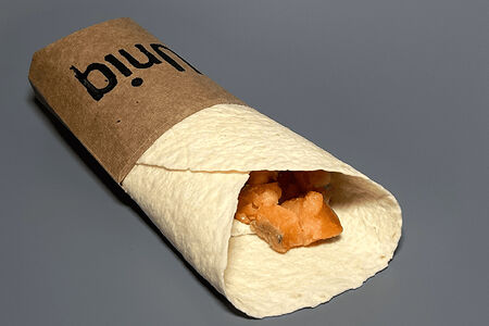 Ролл с лососем