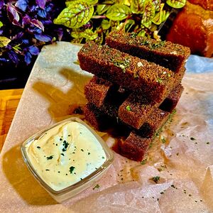 Чесночные гренки