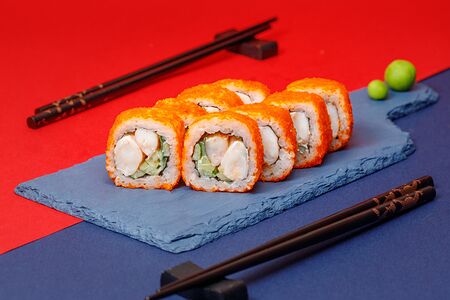 Роллы Тоби с креветкой