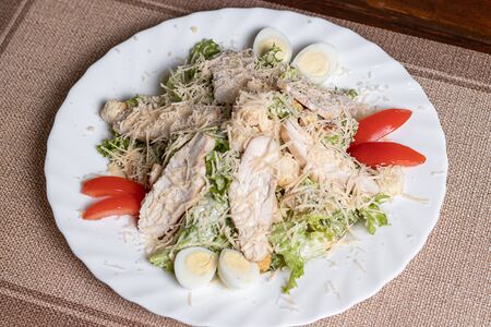 Цезарь с курицей