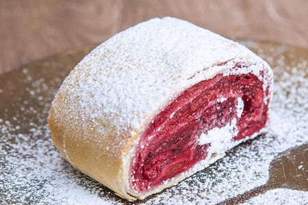 Штрудель Вишневый