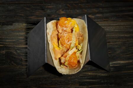 Тако с моцареллой