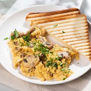 Սնկով ձվածեղ