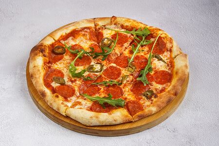 Пепперони с медом и халапеньо