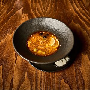 Фирменная солянка на копченостях 