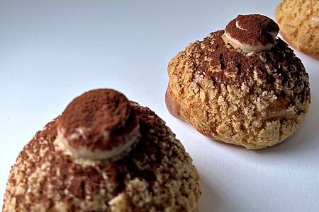 Профитроль шоколадный 