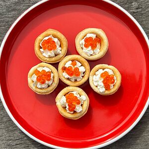 Тарталетки с икрой