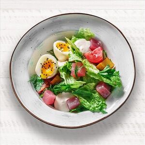 Салат с тунцом