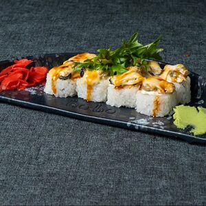 Запеченные роллы с мидиями