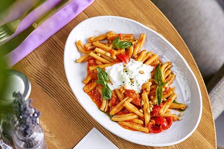 Казаречче со страчателлой