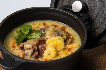 Итальянский деревенский суп с бычьим хвостом 