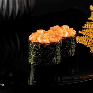 Дабл гункан Сяке спайси