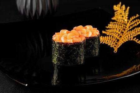 Дабл гункан Сяке спайси