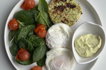 Драник из цукини с яйцом пашот