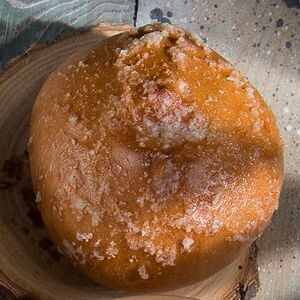 Пампушка свежевыпеченная