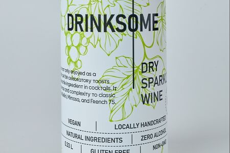 Безалкогольное сухое игристое вино Drinksome