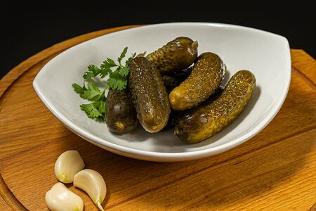 Огурчики солёные