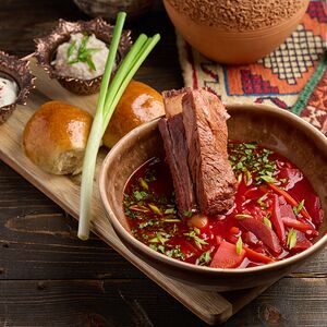 Борщ с говяжьей грудинкой