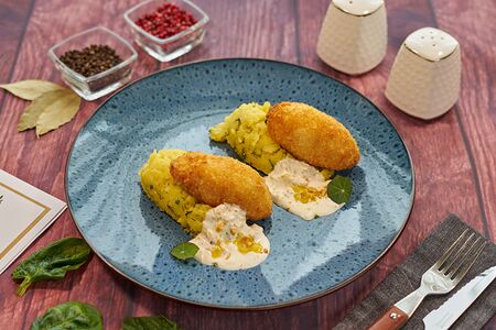 Волгоградские котлетки с ореховым соусом