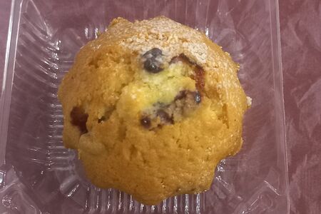 Кекс со смородиной