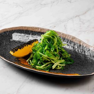 Салат Чука с зеленым яблоком