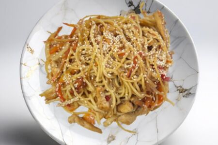 Вок с курицей