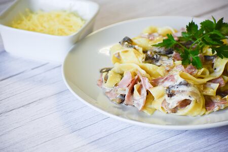 Паста с ветчиной