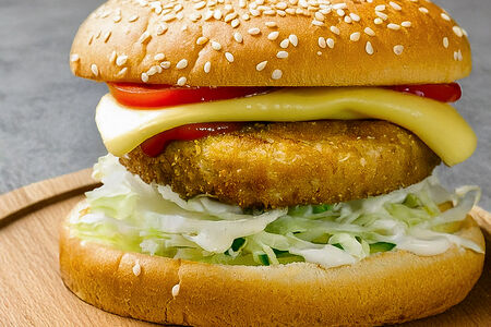 Чизбургер с курицей 