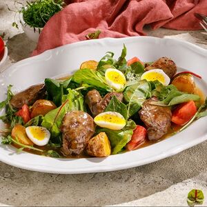 Теплый салат с куриной печенью