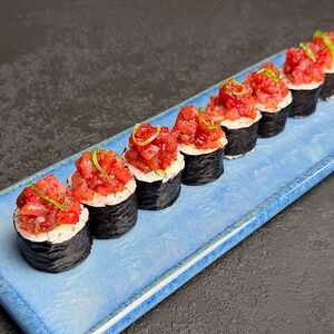 Тартар с тунцом