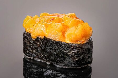 Гункан запечённый Спайси гребешок 