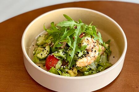 С сёмгой и авокадо