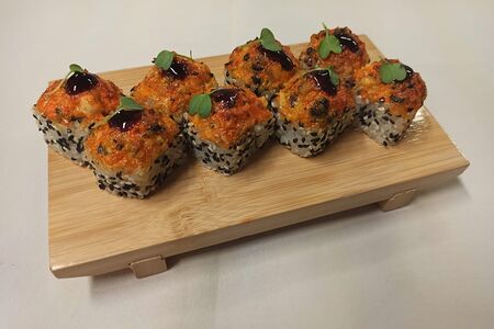 Угорь с мидиями запеченный