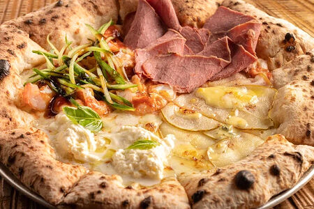 Пицца ассорти Горыныч