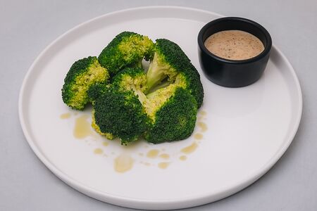 Брокколи на пару