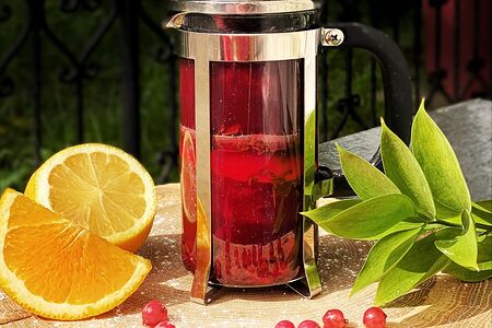 Красный шарф