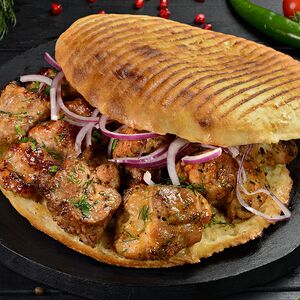 Шашлыки в хлебе Свинина-Курица с люля
